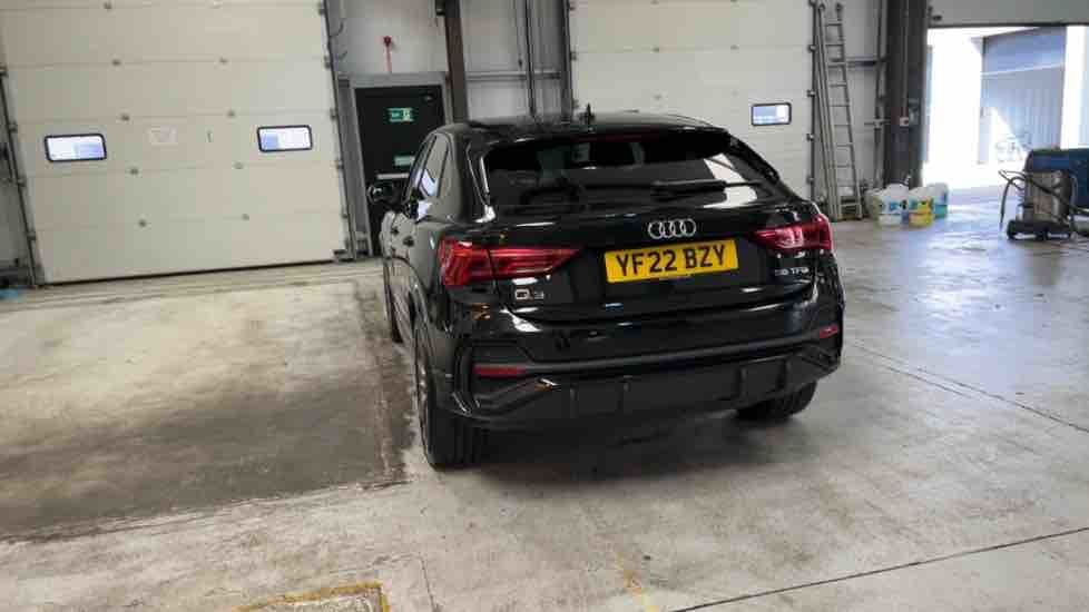 More views of Audi Q3