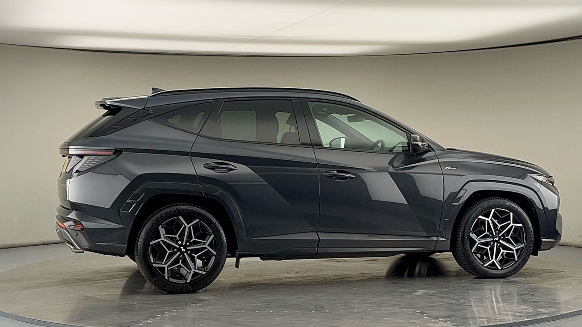 More views of Hyundai TUCSON
