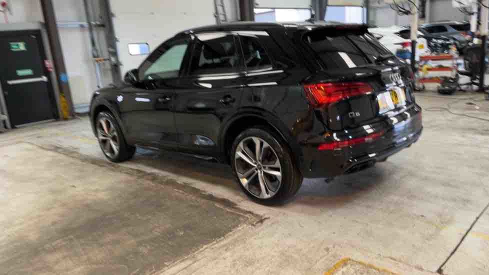 More views of Audi Q5