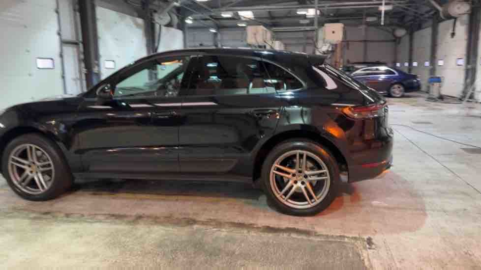 More views of Porsche Macan