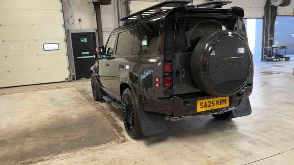 More views of Land Rover Defender 110