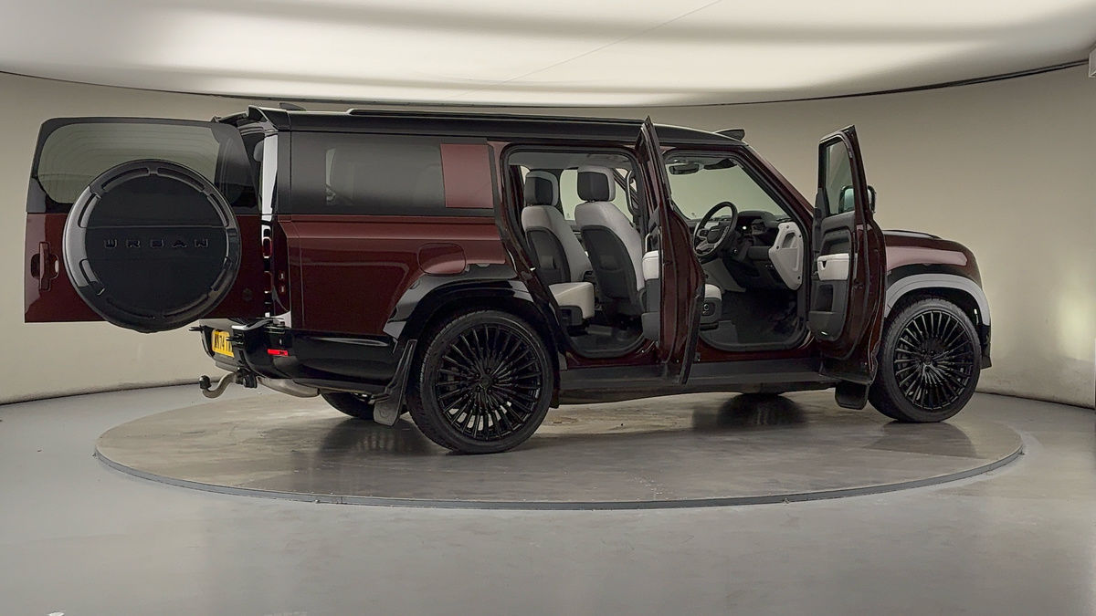 More views of Land Rover Defender 130