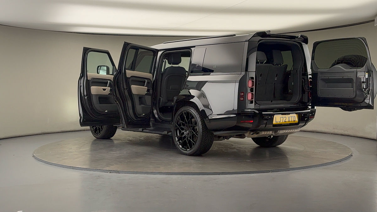 More views of Land Rover Defender 130