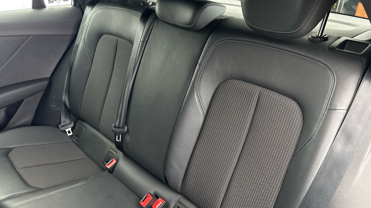 Audi Q2 Image 8