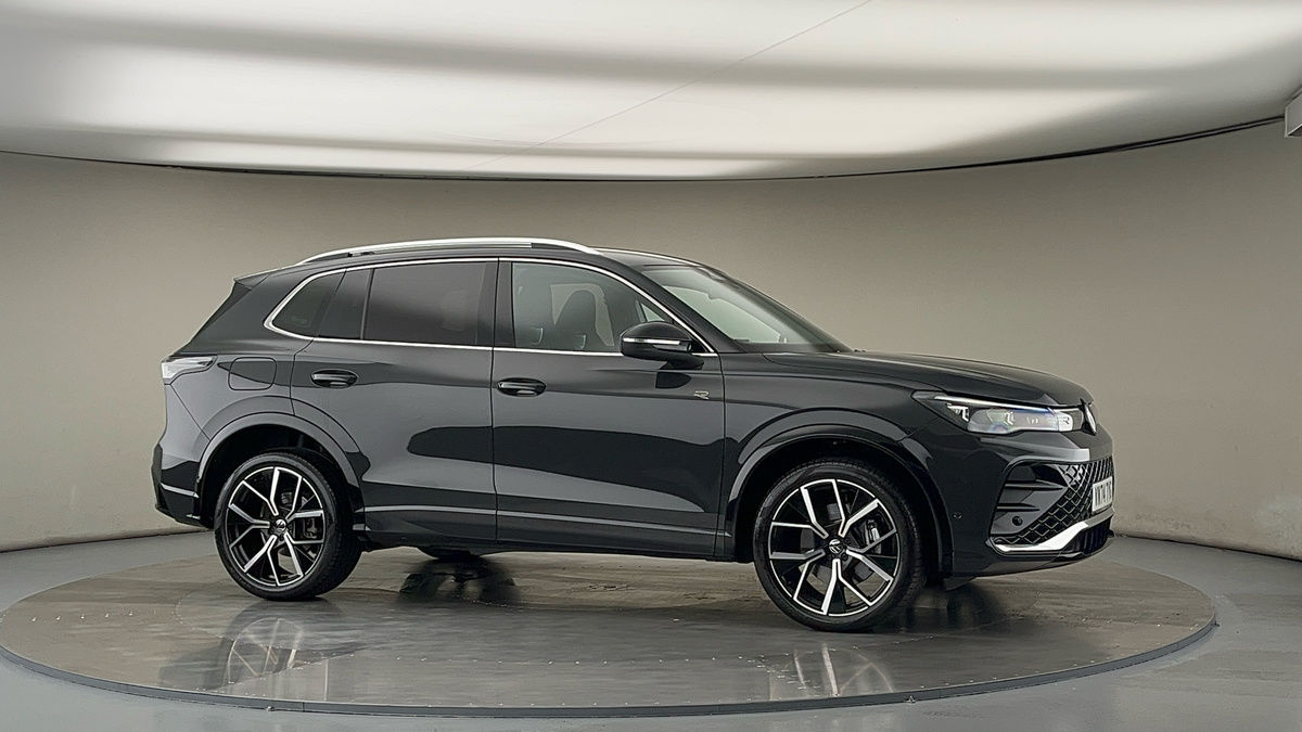 More views of Volkswagen Tiguan