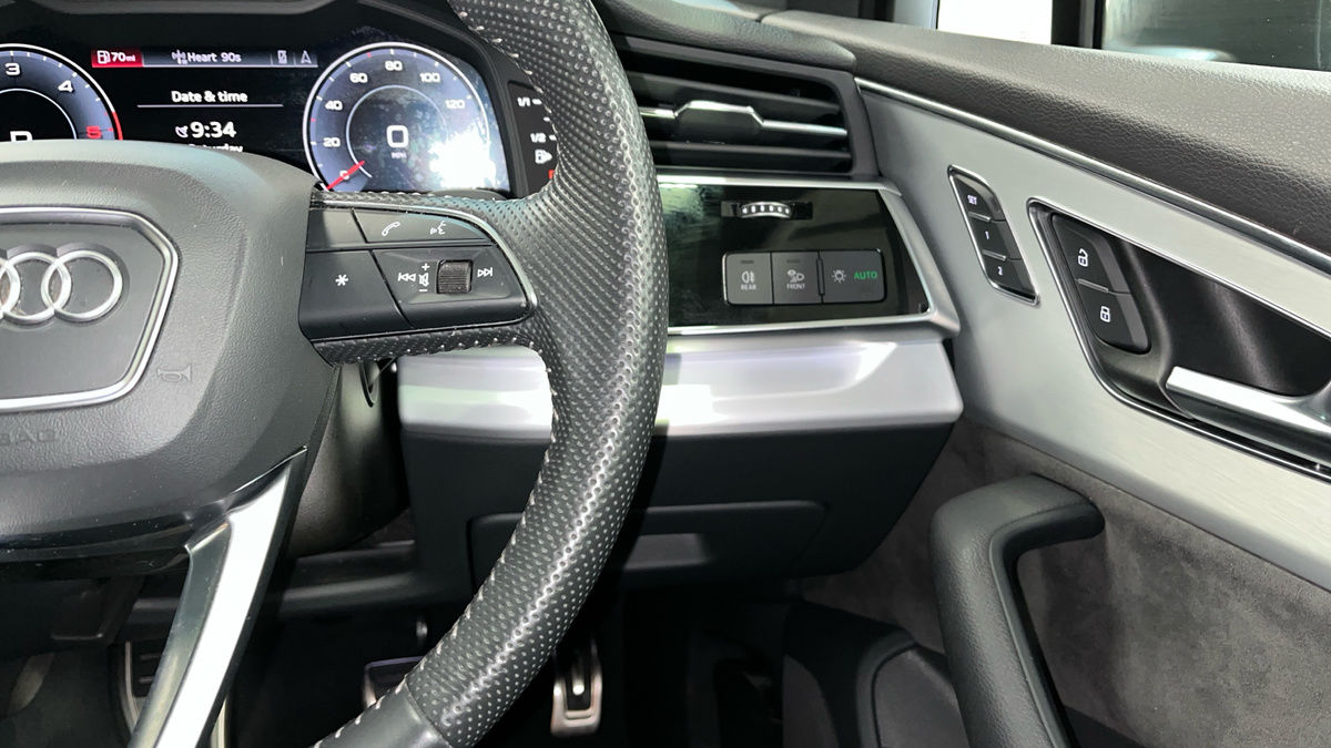 Audi Q7 Image 14