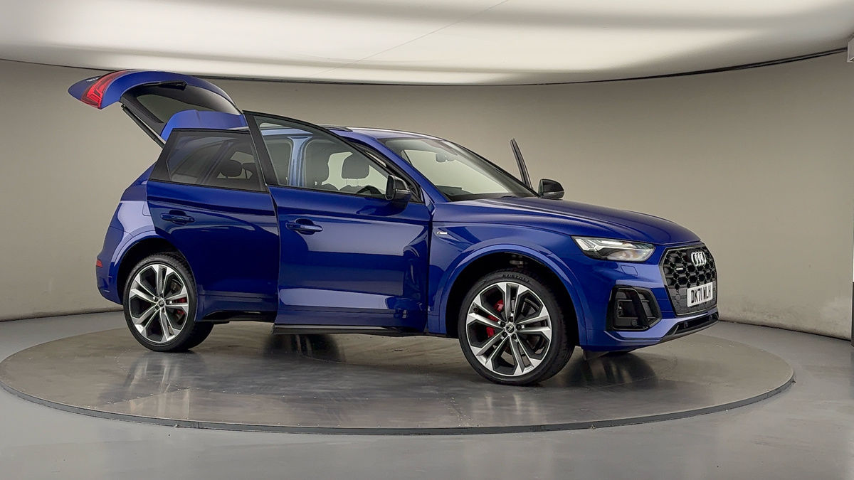 More views of Audi Q5