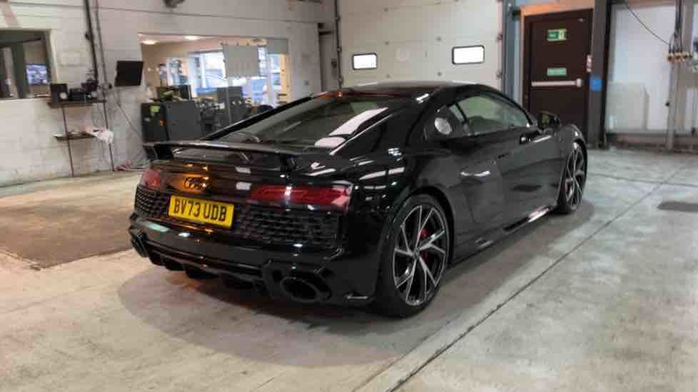 More views of Audi R8