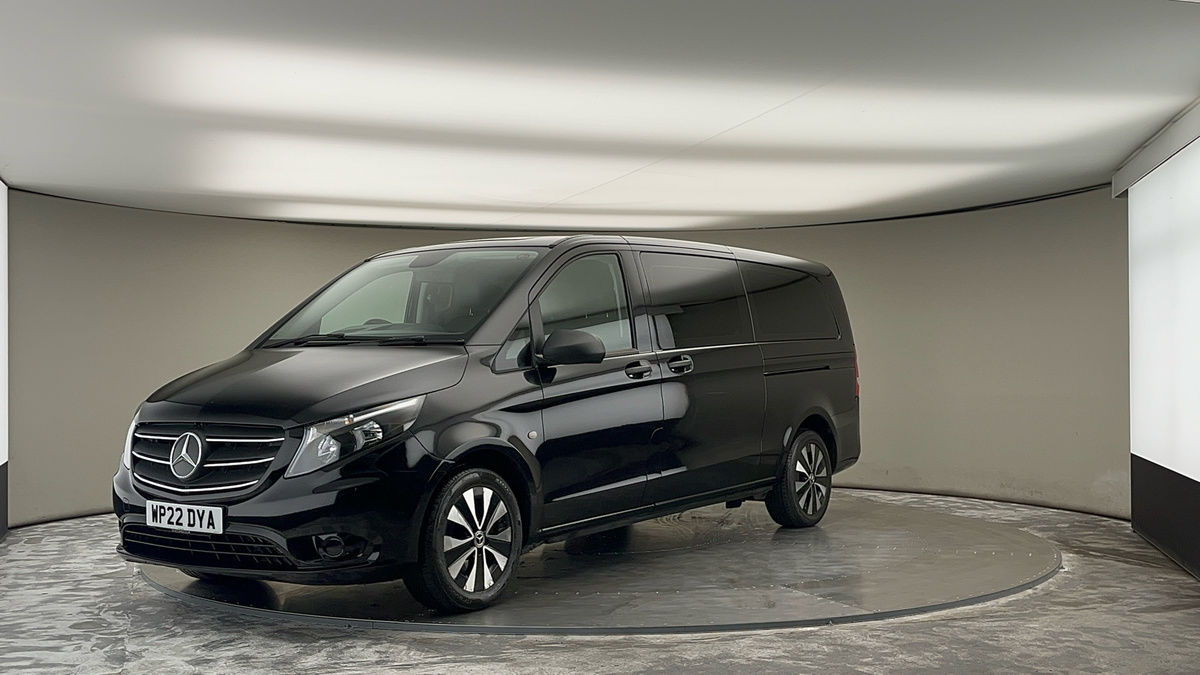 More views of Mercedes-Benz Vito