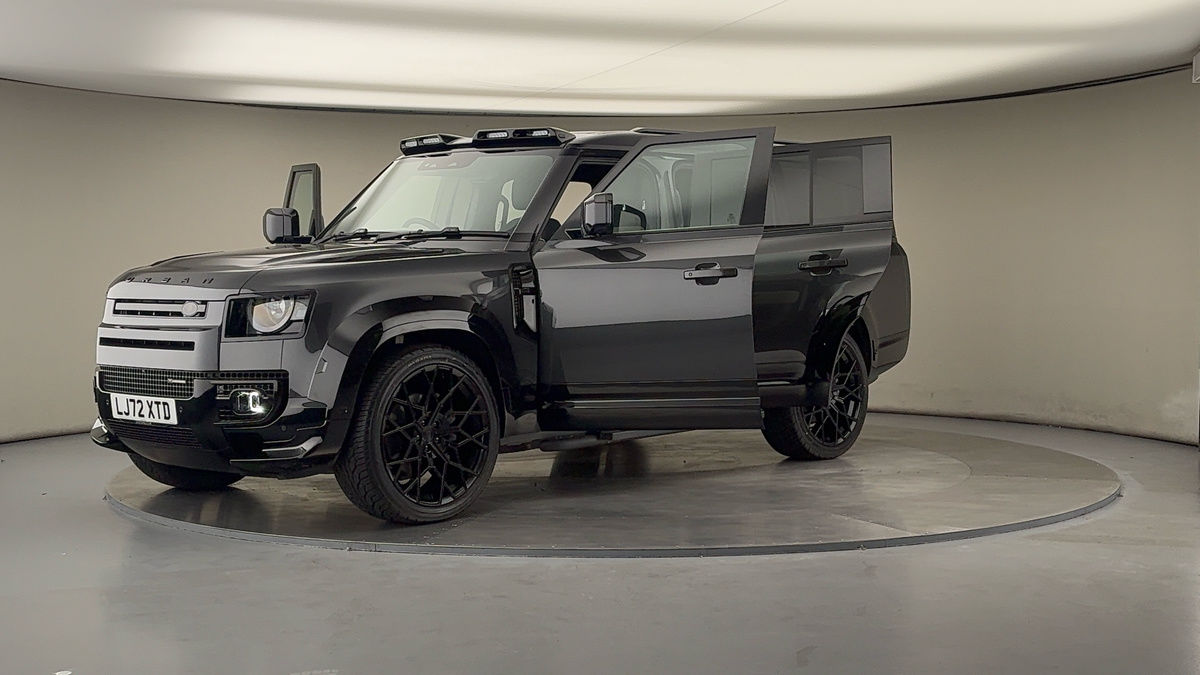More views of Land Rover Defender 130