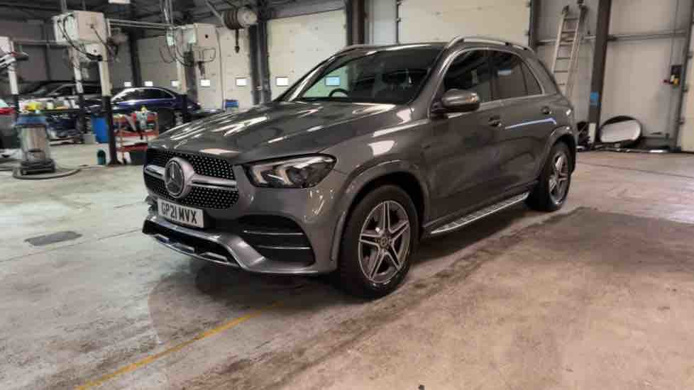 More views of Mercedes-Benz GLE