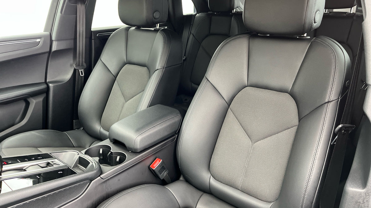 Porsche Macan Image 7
