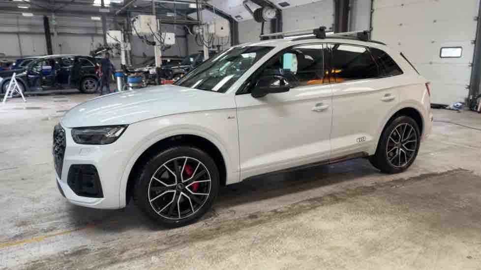 More views of Audi Q5