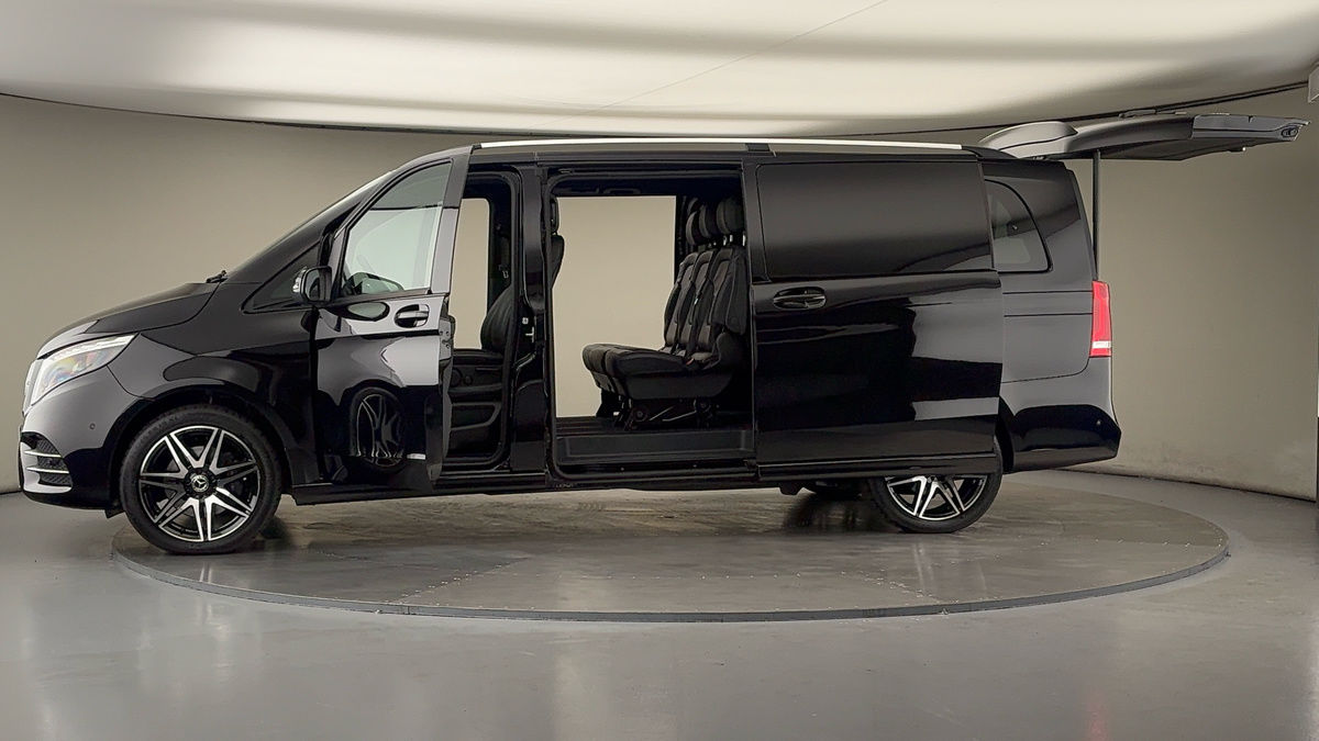 More views of Mercedes-Benz V Class