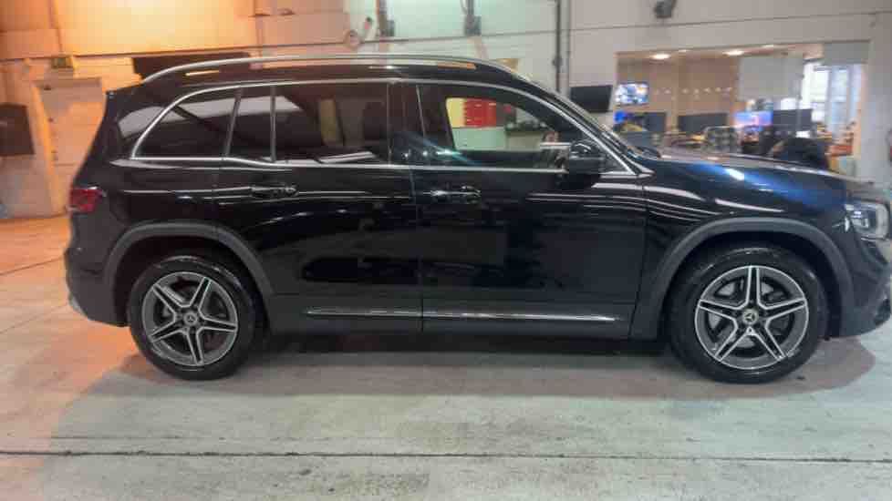 More views of Mercedes-Benz GLB