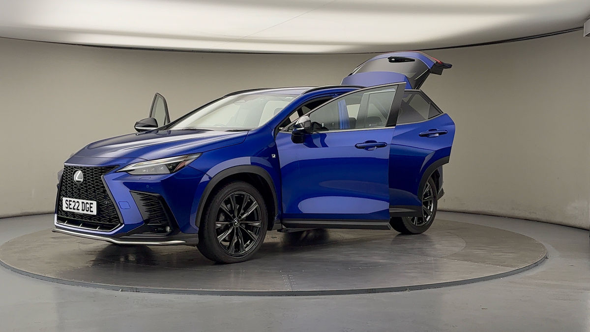 Lexus NX Image 22