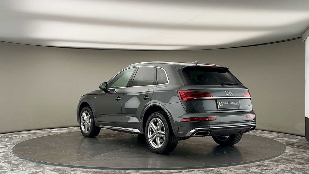 Audi Q5 Image 2