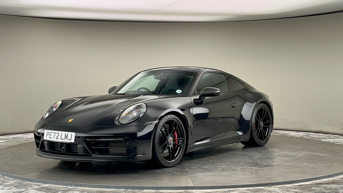 More views of Porsche 911