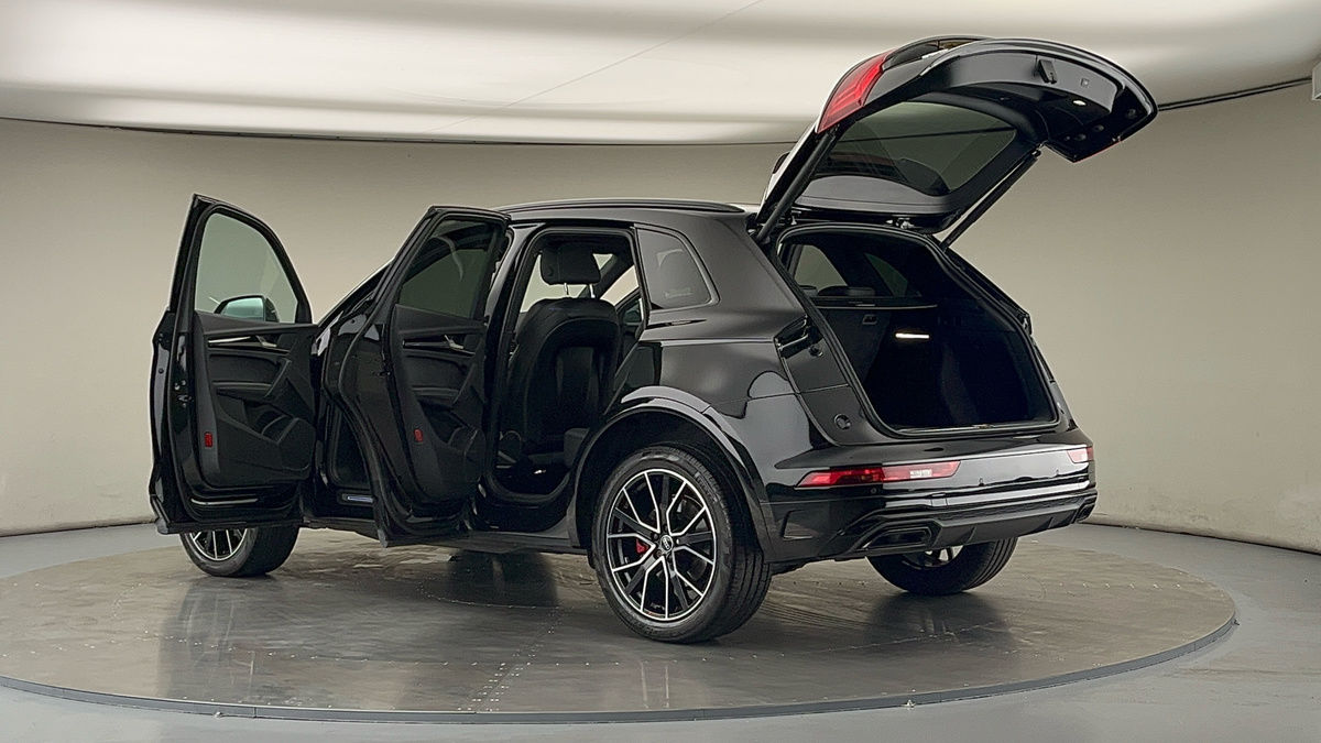 More views of Audi Q5