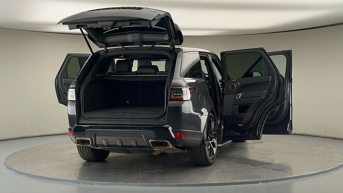 More views of Land Rover Range Rover Sport