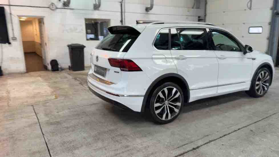 More views of Volkswagen Tiguan