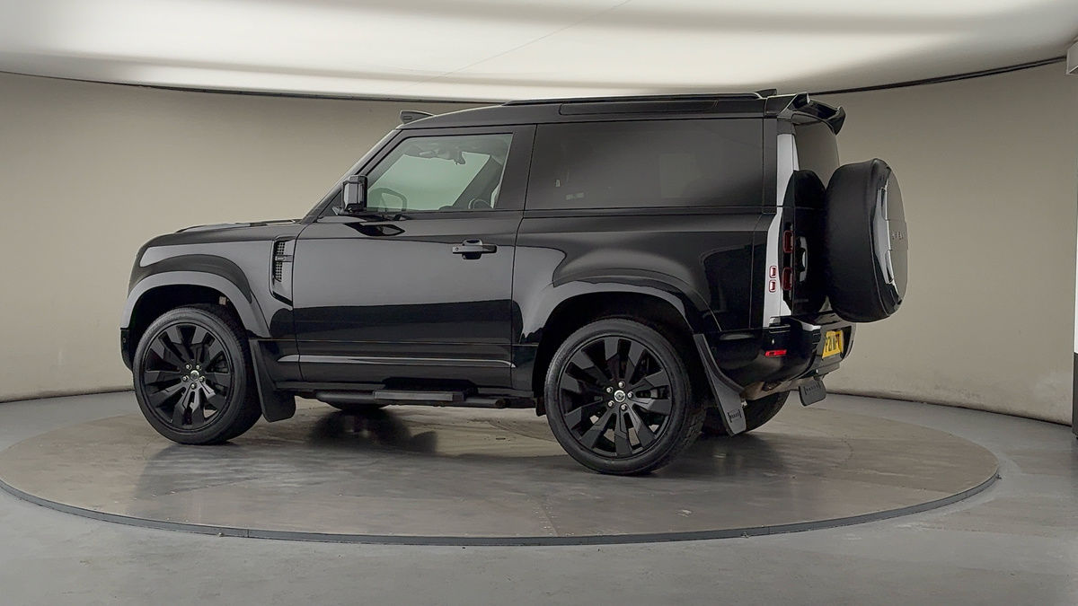 More views of Land Rover Defender 90