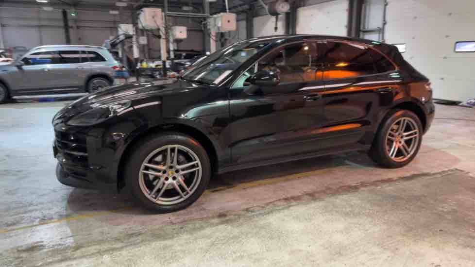 More views of Porsche Macan
