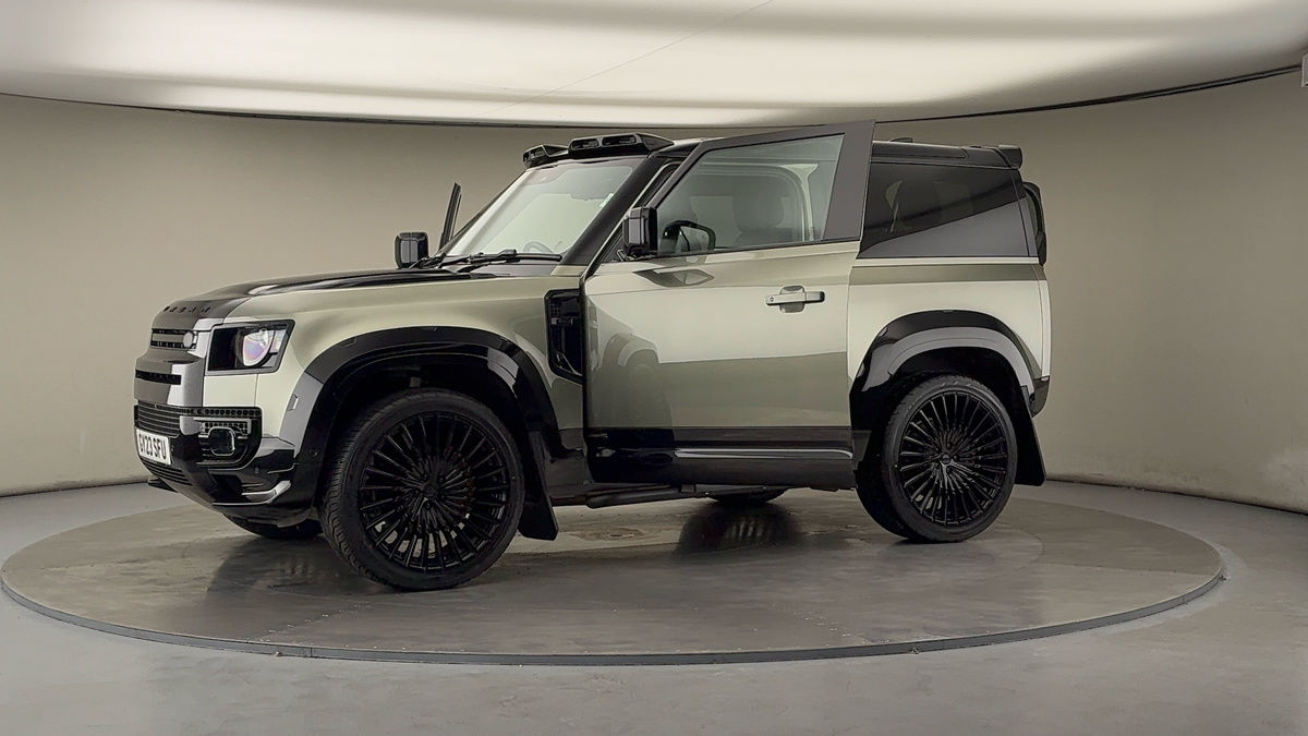 More views of Land Rover Defender 90