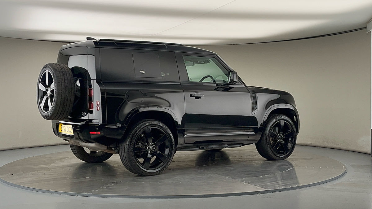 More views of Land Rover Defender 90