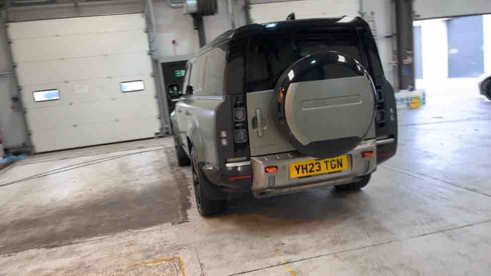More views of Land Rover Defender 130
