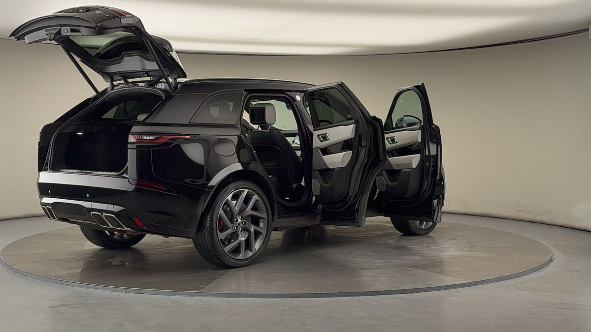 More views of Land Rover Range Rover Velar