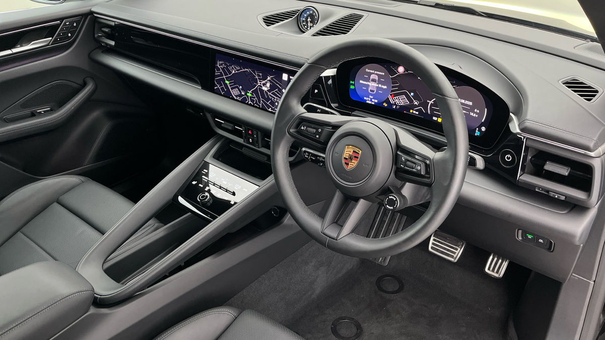 Porsche Macan Image 5
