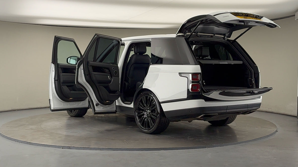 More views of Land Rover Range Rover