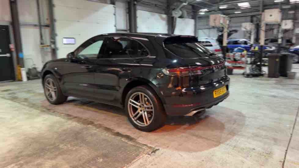 More views of Porsche Macan