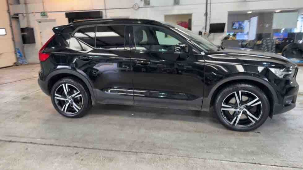 More views of Volvo XC40