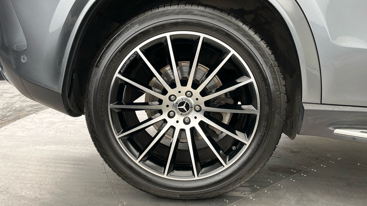 Mercedes-Benz GLE Image 10