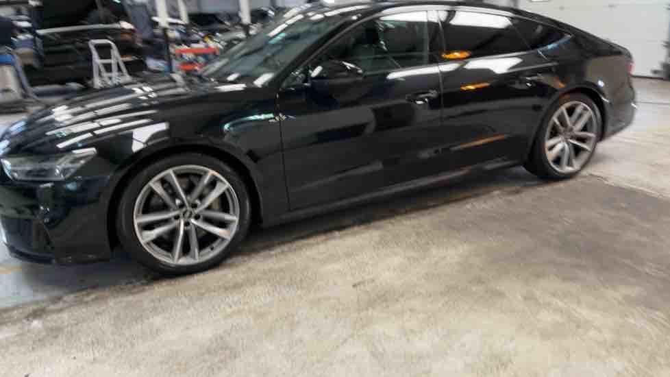 More views of Audi A7