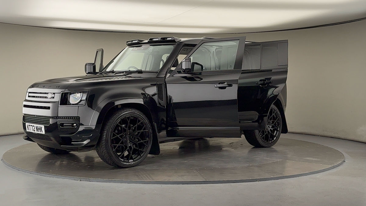 Land Rover Defender 110 Urban Image 22
