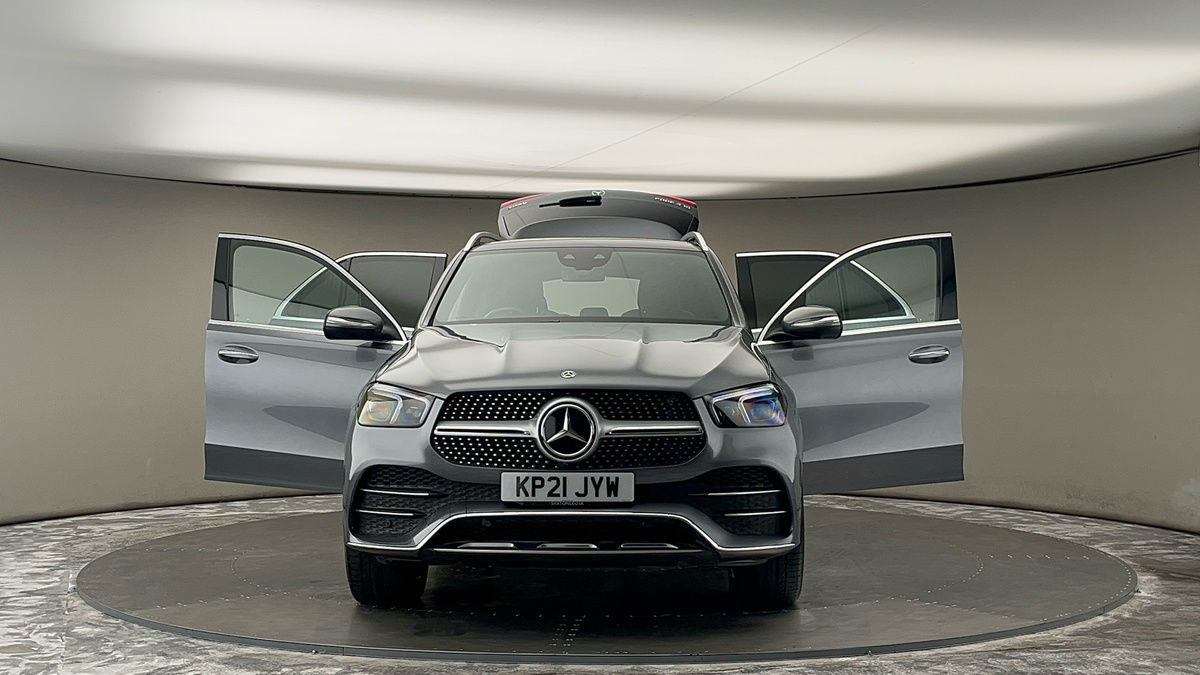 More views of Mercedes-Benz GLE