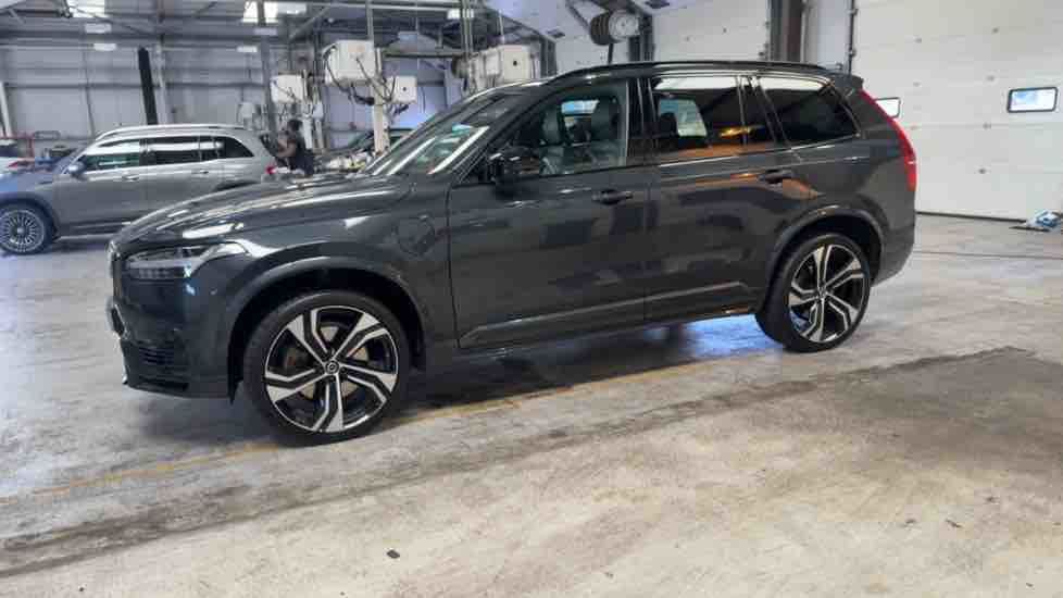 More views of Volvo XC90