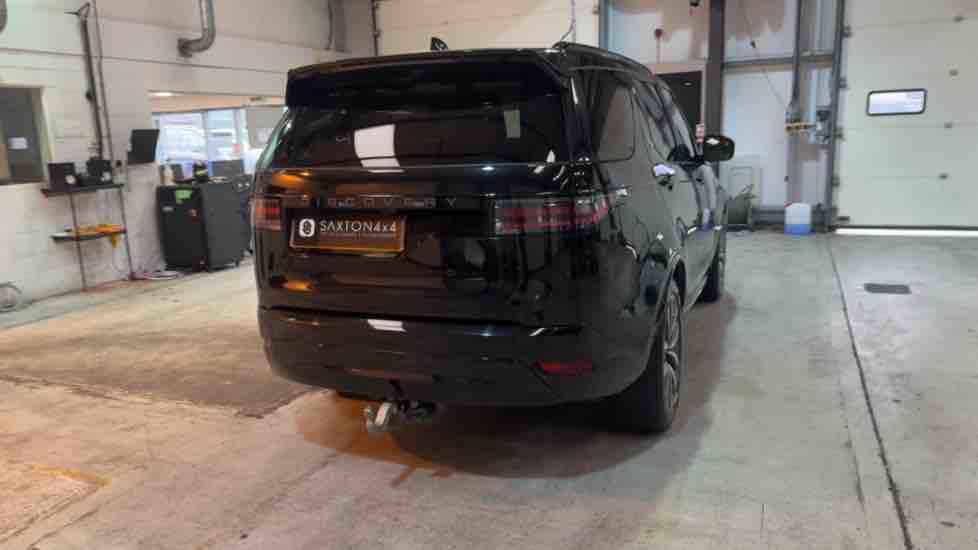 More views of Land Rover Discovery