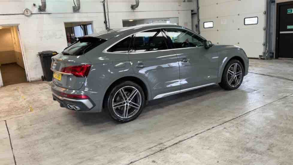 More views of Audi SQ5