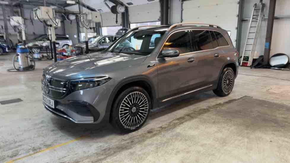More views of Mercedes-Benz EQB