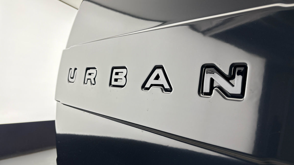 Land Rover Defender 110 Urban Image 30