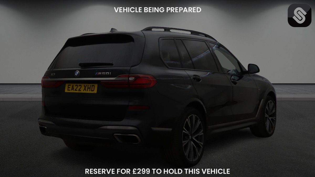 BMW X7 Image 4
