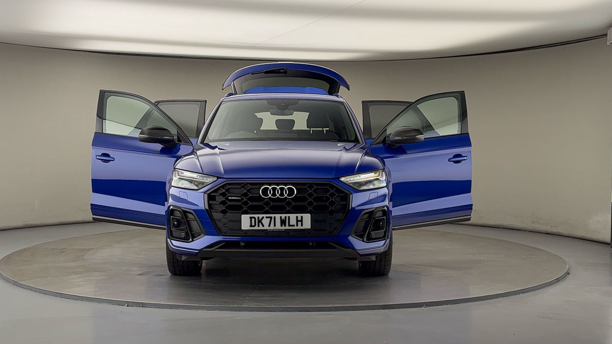 More views of Audi Q5