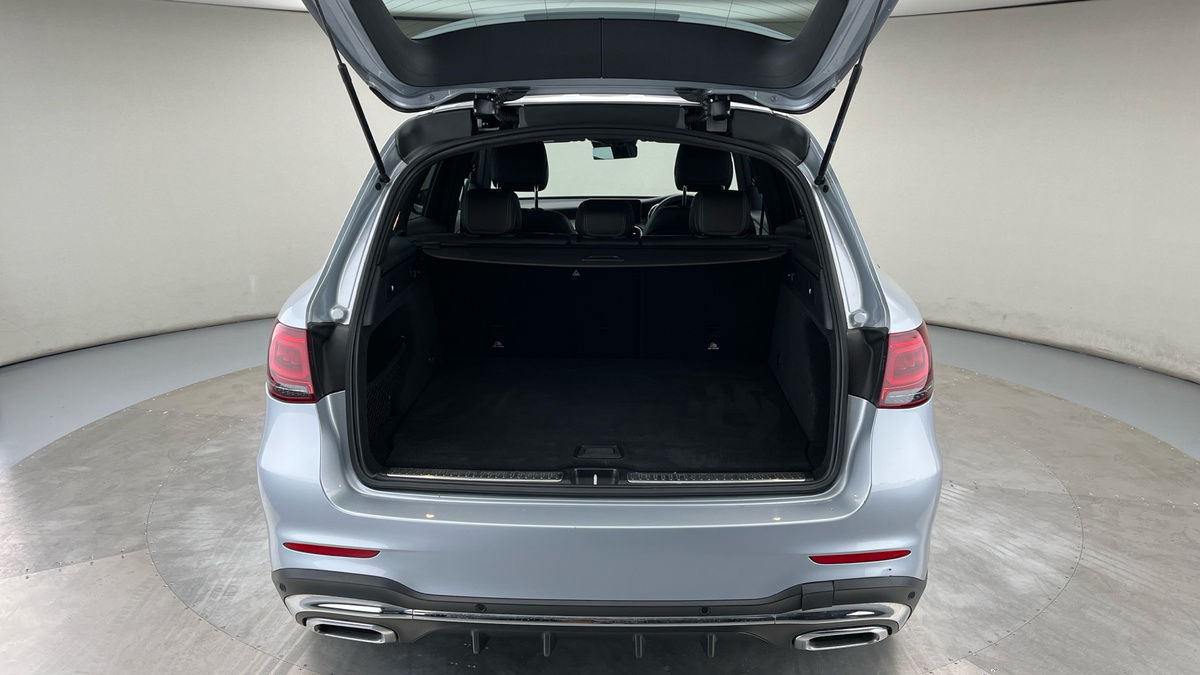 Mercedes-Benz GLC Image 11