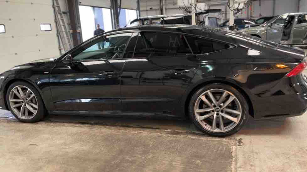 More views of Audi A7