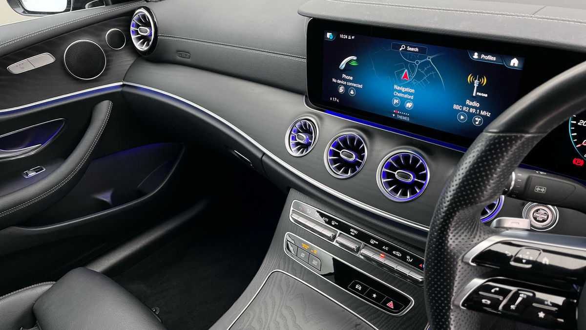 Mercedes-Benz E Class Image 18