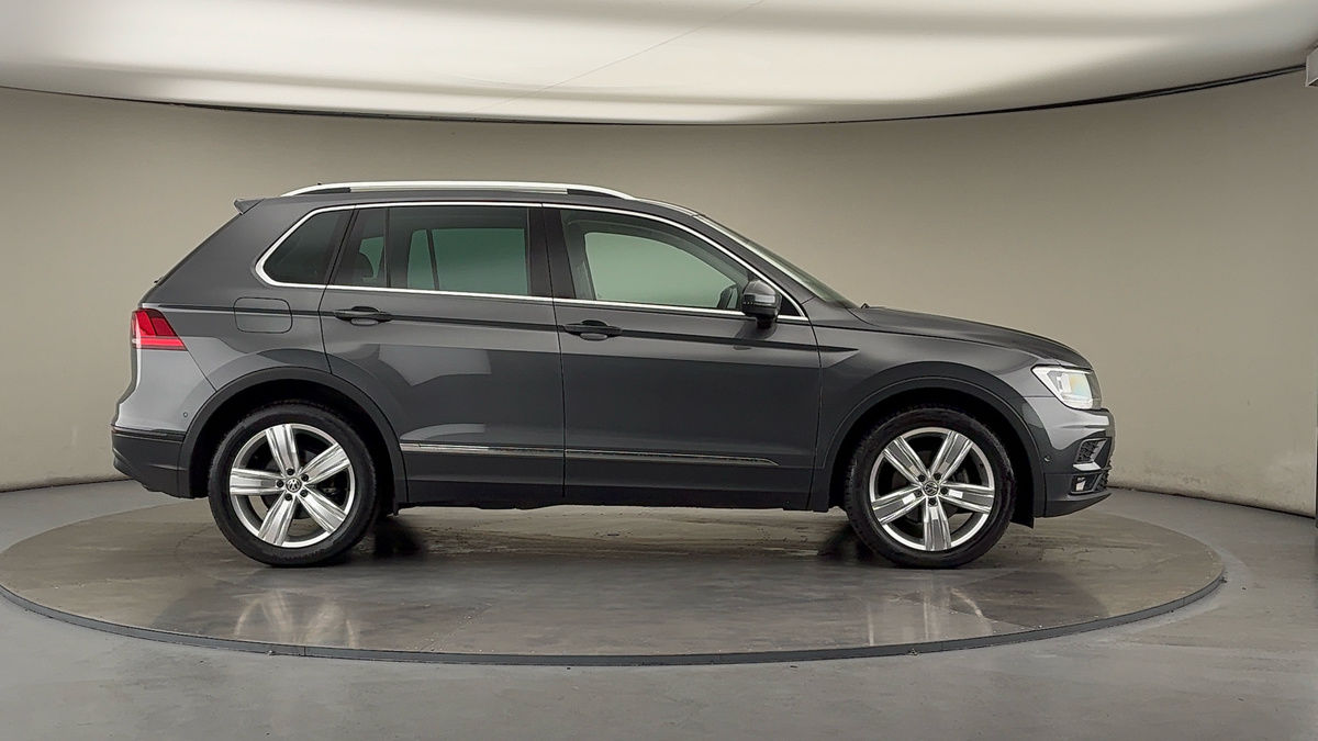 Volkswagen Tiguan Image 16